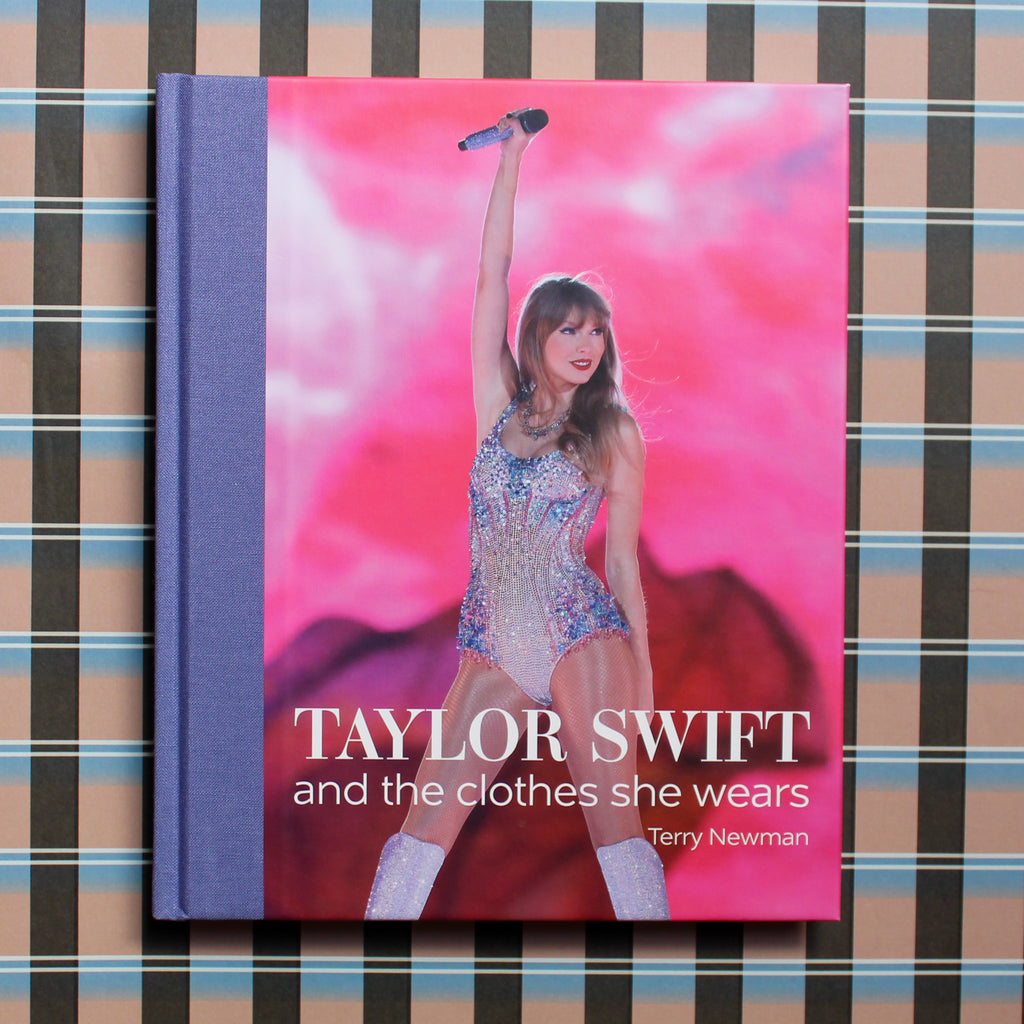 Taylor Swift & The Clothes She Wears Book – Vintage Charm
